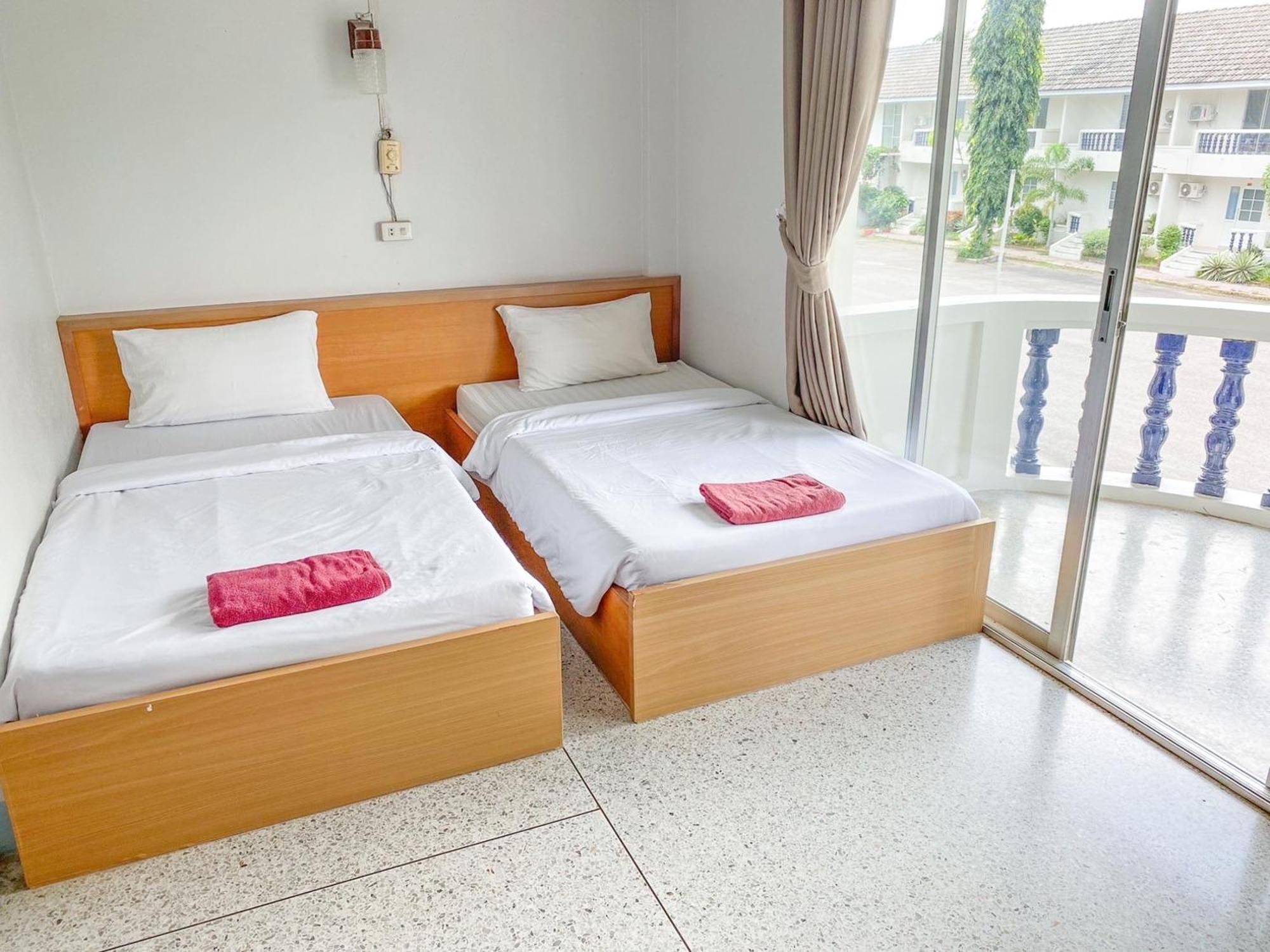 Bangsaphan Resort Bang Saphan Exterior photo